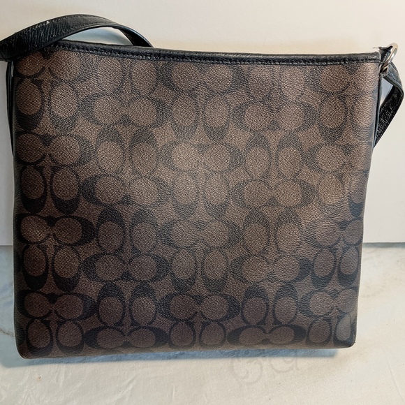 Coach Peyton Signature Crossbody Bag - Picture 2 of 6